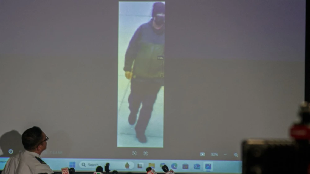 FBI widens net in hunt for Brown University shooter